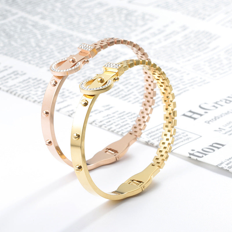Bracelet femme créatif Moyyudé deux modèles en or rose et doré avec design élégant et incrustations de strass