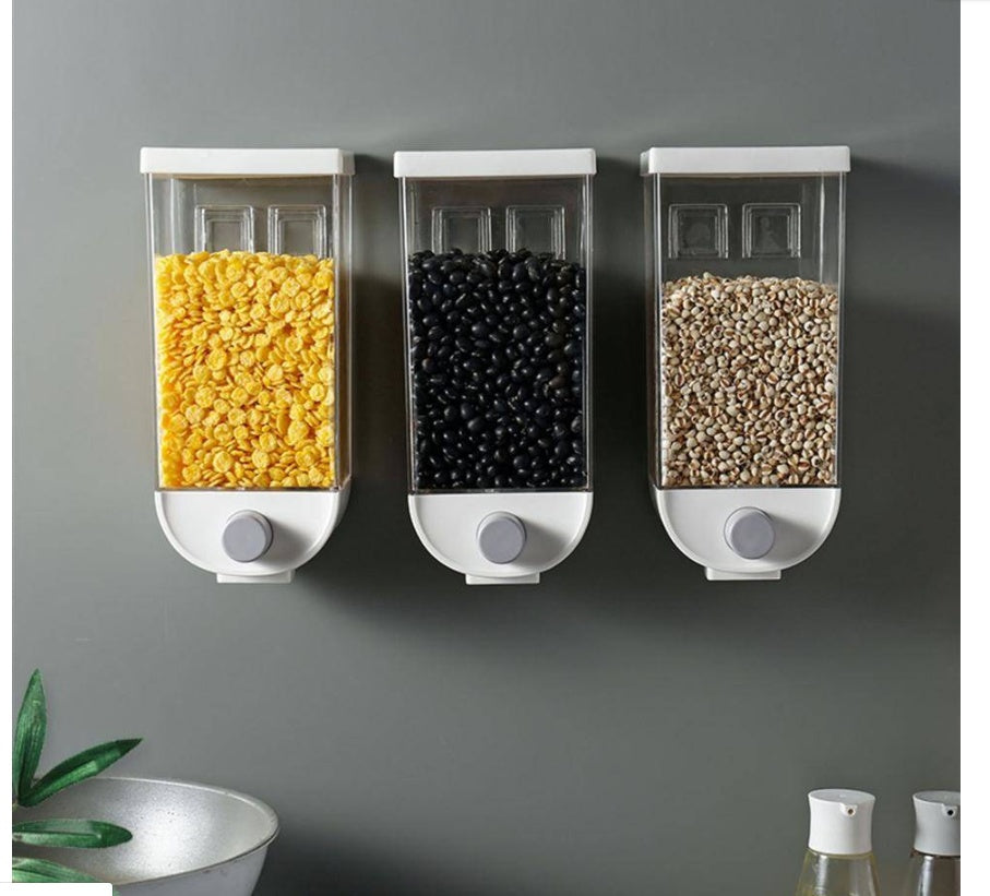Distributeur alimentaire mural Moyyudé avec trois compartiments remplis de céréales, grains et légumineuses